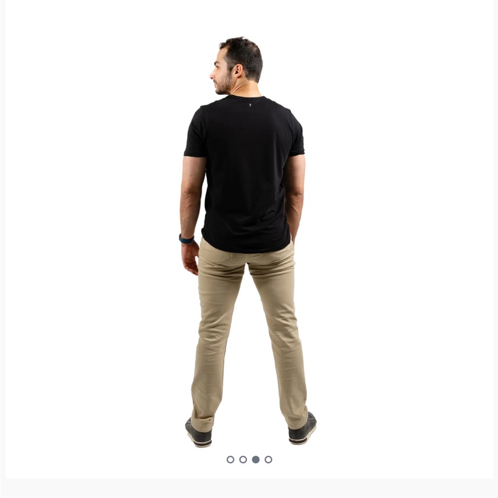 Men’s Khakis - Picture 9 of 11